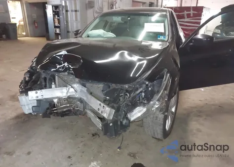 2015 Infiniti Q40 z USA, uszkodzony, nr VIN JN1CV6AR5FM524067